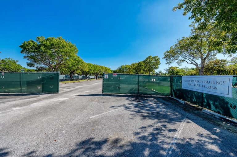 GLS_7587-100-min-768x511 Projects